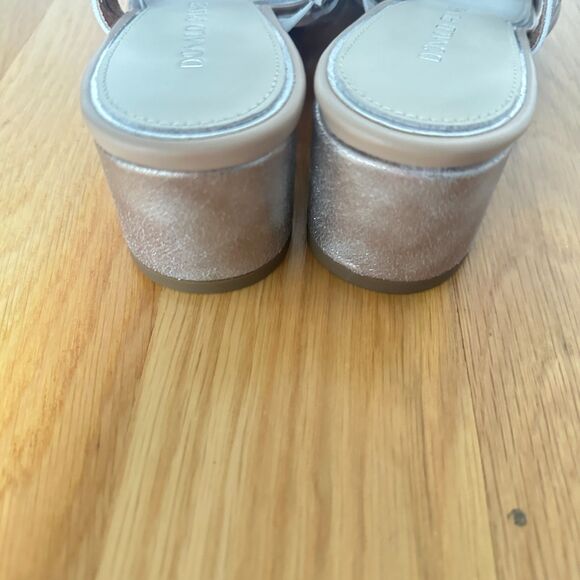 Donald Pliner Metallic Silver Strappy Sandals – Size 8 - Picture 5 of 6